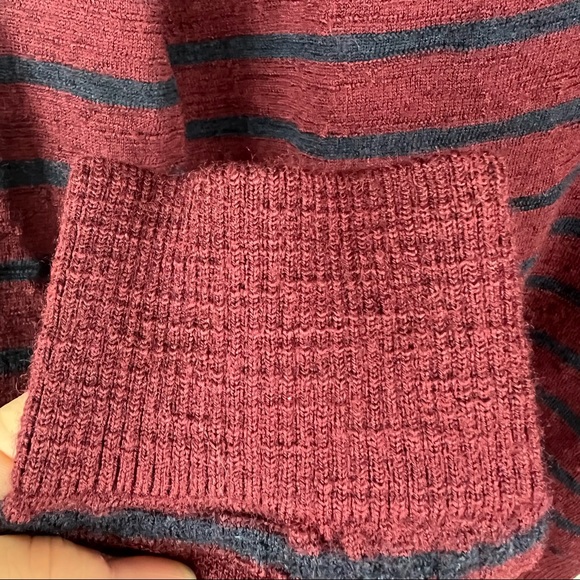 Gap Mens Sweater Wool Size XL/M *see listing*For Size V Neck Red Blue Stripe - Picture 7 of 16